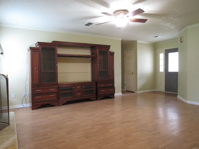 33 Reno Dr, Cabot, AR 72023