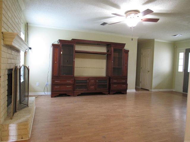 33 Reno Dr, Cabot, AR 72023