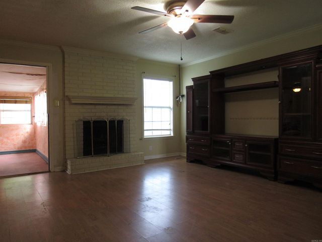 33 Reno Dr, Cabot, AR 72023