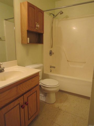 33 Reno Dr, Cabot, AR 72023