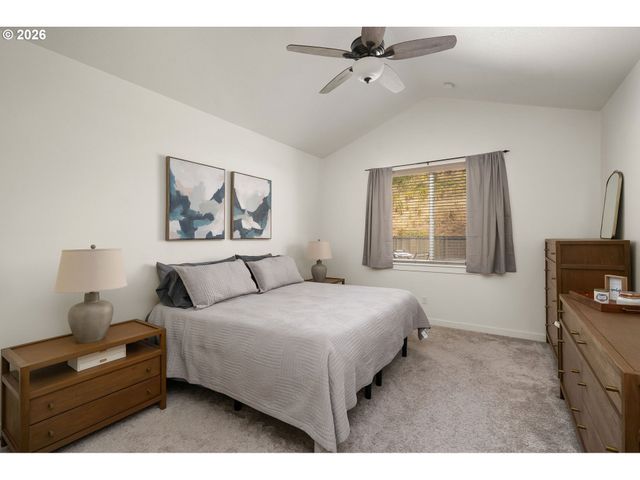 1794 Ne SHELL ROCK Dr, Estacada, OR 97023