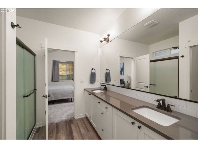 1794 Ne SHELL ROCK Dr, Estacada, OR 97023