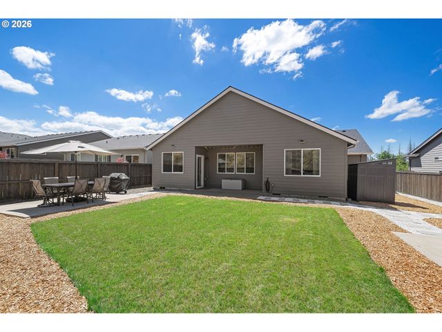 1794 Ne SHELL ROCK Dr, Estacada, OR 97023