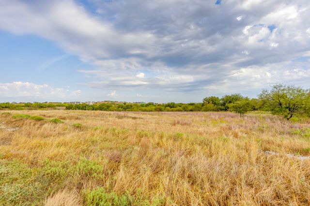 272 Nueces Trail, Aledo, TX 76008