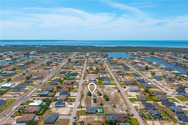 4201 NW 32nd ST, Cape Coral, FL 33993