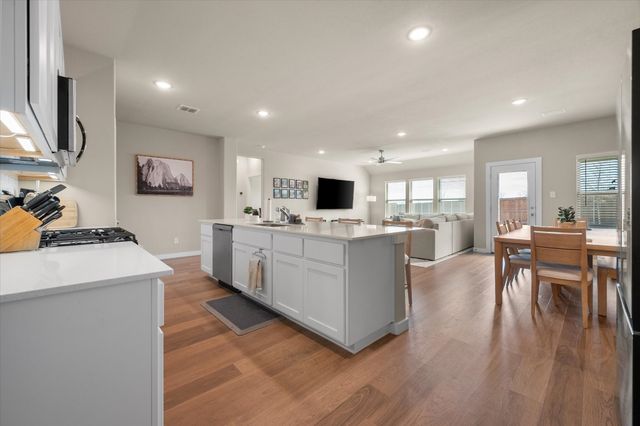 2729 Custake Lane, Fort Worth, TX 76179