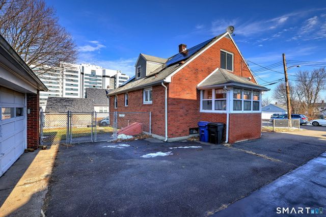 14 Ely Street, West Haven, CT 06516