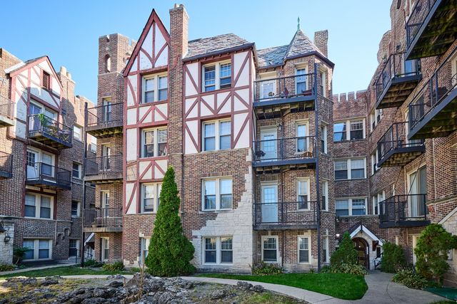 5715 N Kimball Avenue 1N, Chicago, IL 60659