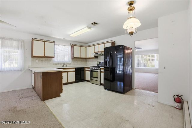 112 Pulaski Boulevard, Toms River, NJ 08757