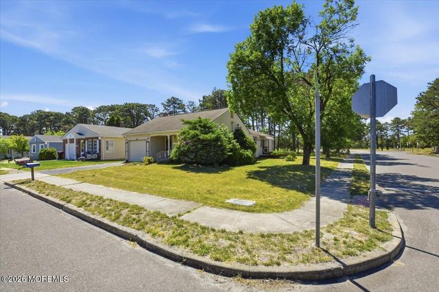 112 Pulaski Boulevard, Toms River, NJ 08757