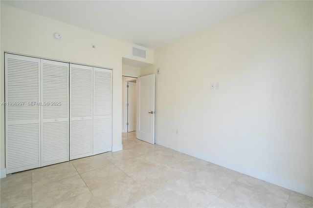 1091 Galiano St 306, Coral Gables, FL 33134