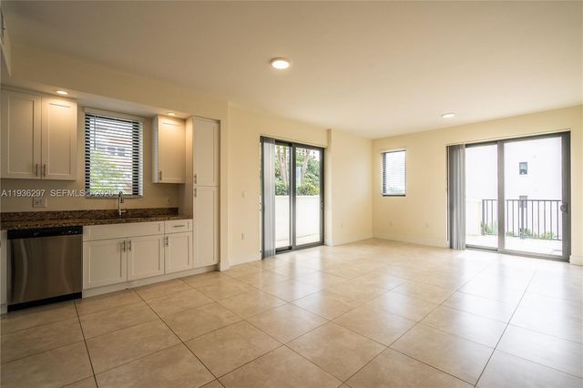 1091 Galiano St 306, Coral Gables, FL 33134
