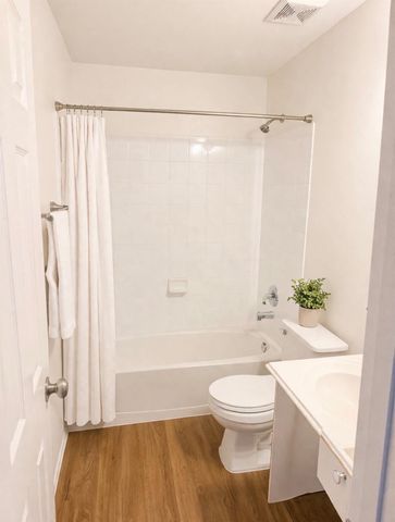 2719 Chatford Hollow Lane, Houston, TX 77014