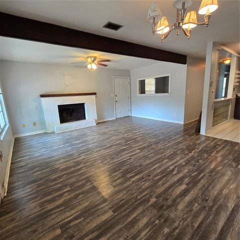 701 NW 24TH AVENUE, Gainesville, FL 32609