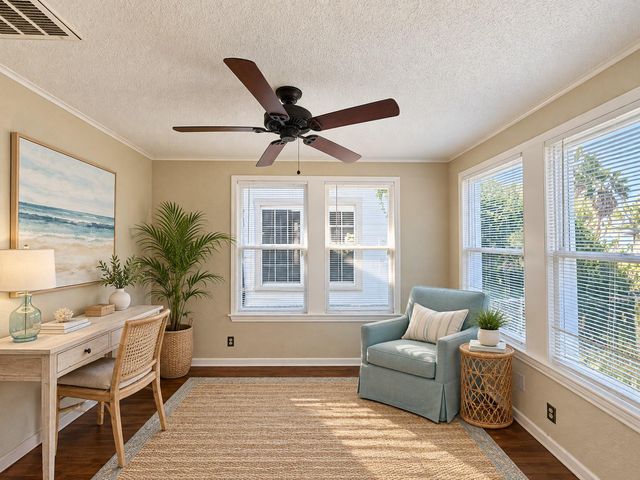5507 Avenue P, Galveston, TX 77551