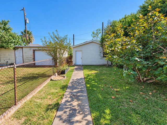 5507 Avenue P, Galveston, TX 77551