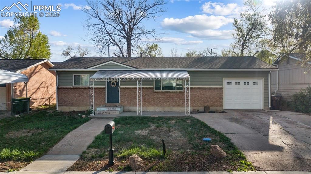 1216 Burnham Street, Colorado Springs, CO 80906
