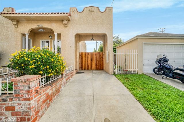 11290 Ivy Place, Los Angeles, CA 90064