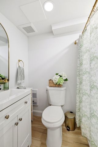 147 Snow Rd, Brewster, MA 02631