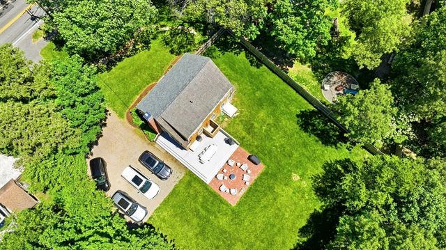 147 Snow Rd, Brewster, MA 02631