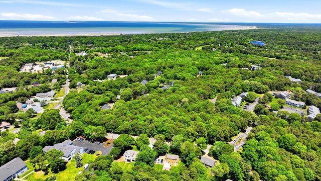 147 Snow Rd, Brewster, MA 02631