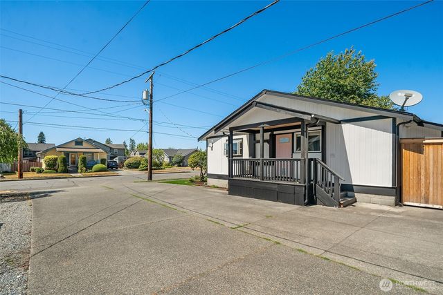 1747 Harding Street, Enumclaw, WA 98022