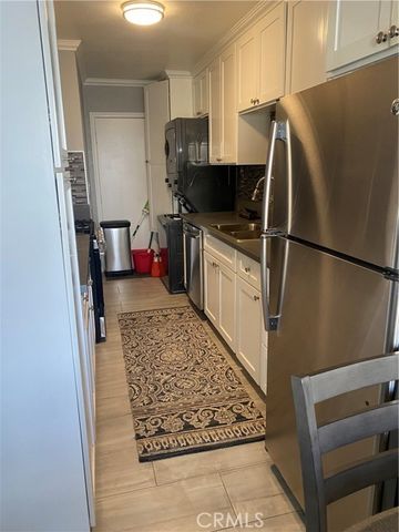 2511 Exposition, Los Angeles, CA 90018