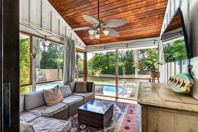 388 Linden Circle, Pawleys Island, SC 29585