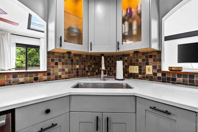 388 Linden Circle, Pawleys Island, SC 29585