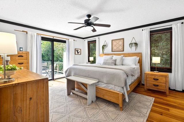 388 Linden Circle, Pawleys Island, SC 29585