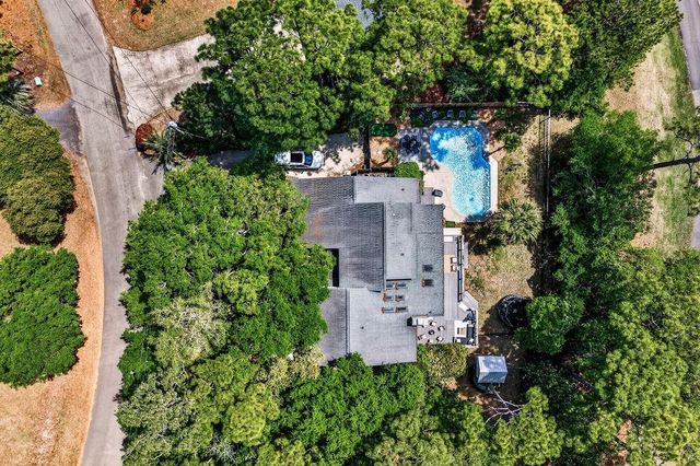 388 Linden Circle, Pawleys Island, SC 29585