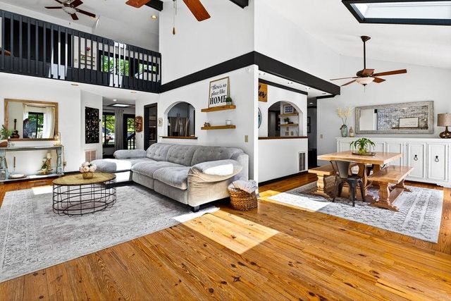 388 Linden Circle, Pawleys Island, SC 29585