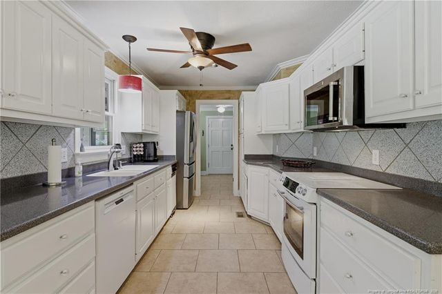 4035 Spanish Oak Drive, Fayetteville, NC 28306