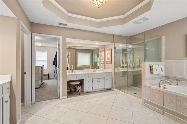 9308 W 150th Terrace, Overland Park, KS 66221