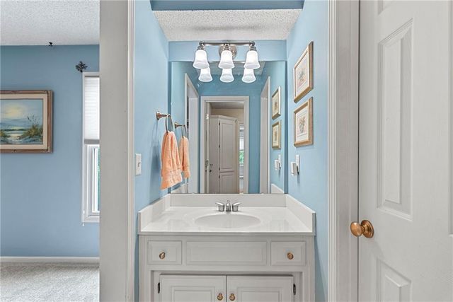 9308 W 150th Terrace, Overland Park, KS 66221