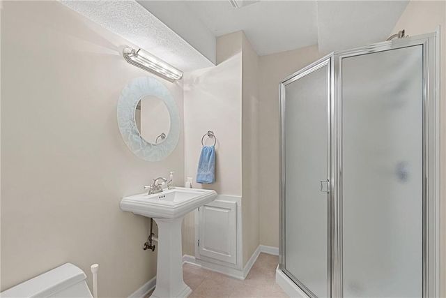 9308 W 150th Terrace, Overland Park, KS 66221