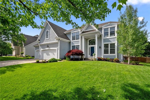 9308 W 150th Terrace, Overland Park, KS 66221