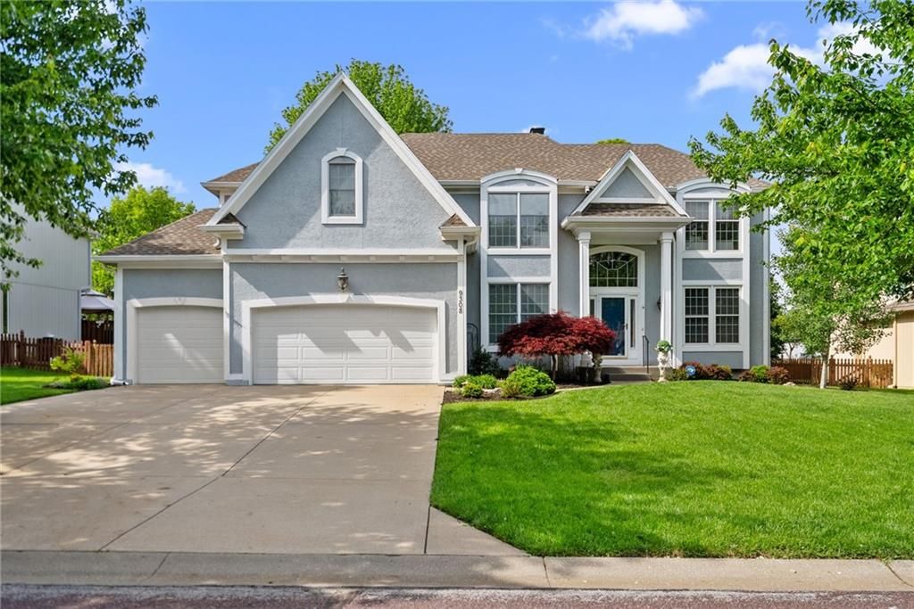 9308 W 150th Terrace, Overland Park, KS 66221