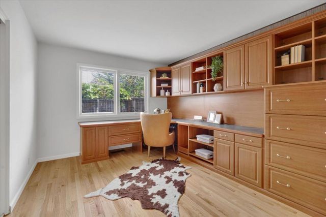 18967 Palo Oaks Court, Saratoga, CA 95070