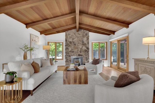 18967 Palo Oaks Court, Saratoga, CA 95070