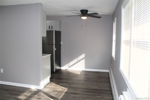303 Barclay Manor 3C, Newburgh, NY 12550
