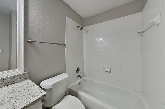 10202 Peridot Cove, Houston, TX 77095