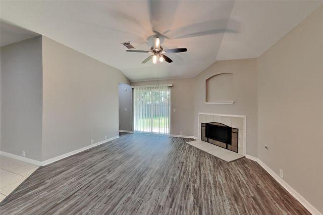 10202 Peridot Cove, Houston, TX 77095
