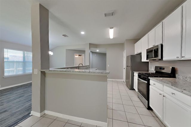 10202 Peridot Cove, Houston, TX 77095