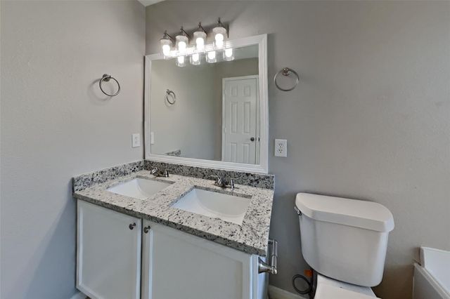 10202 Peridot Cove, Houston, TX 77095