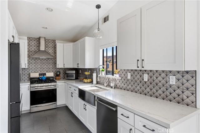29123 Thousand Oaks C, Agoura Hills, CA 91301