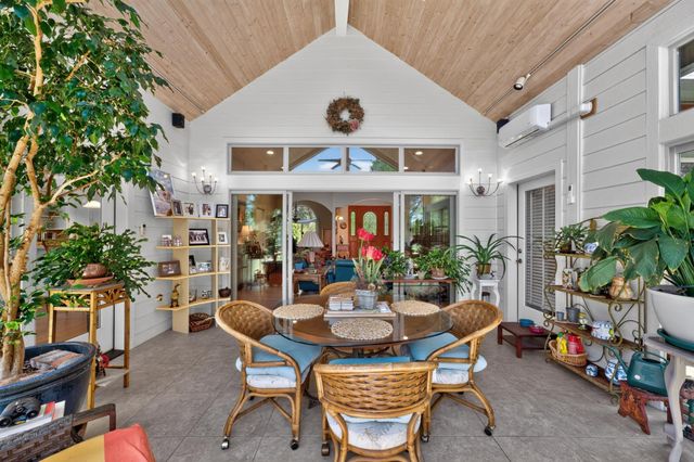 21987 Moss Rock Ct, Grass Valley, CA 95949
