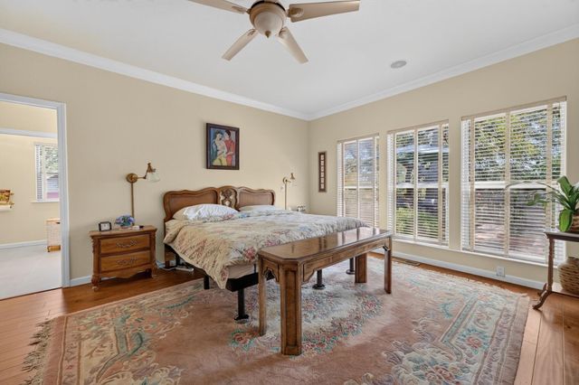 21987 Moss Rock Ct, Grass Valley, CA 95949