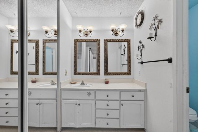 6025 Roloff Way, Orangevale, CA 95662