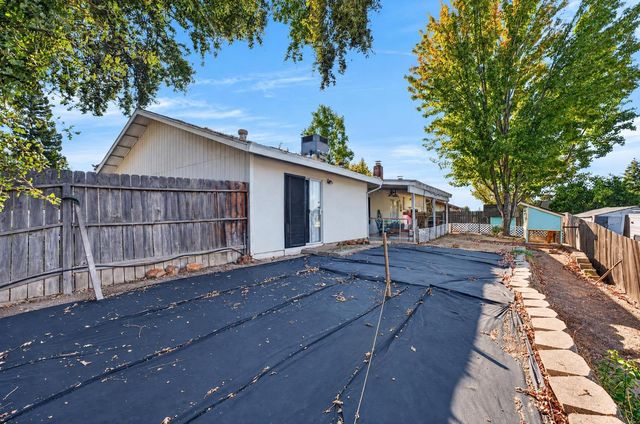 6025 Roloff Way, Orangevale, CA 95662